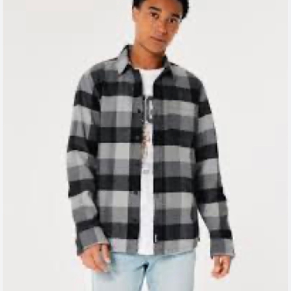 Hollister, men’s size‎ XL, long sleeve flannel shirt, navy blue, and gray plaid
